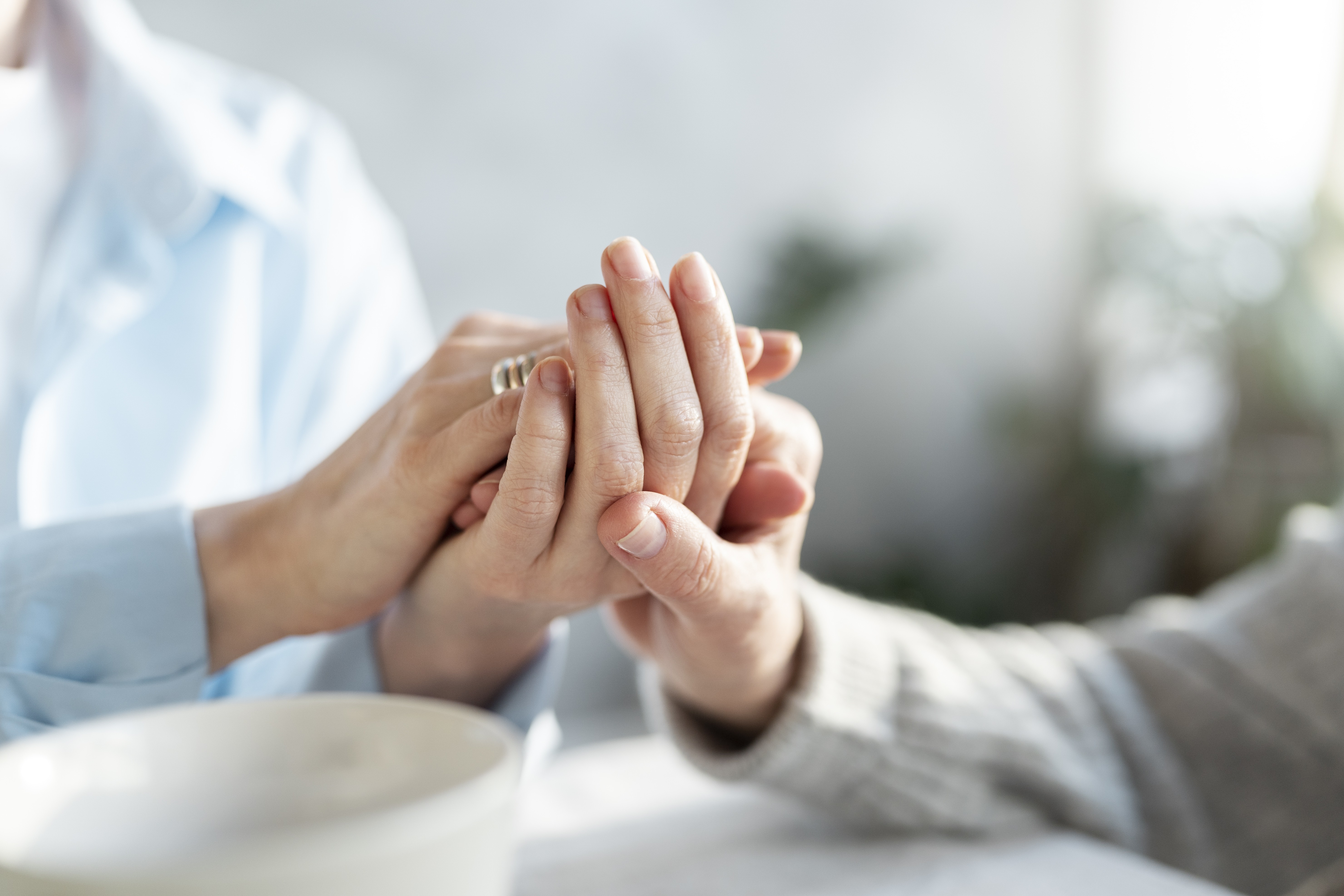 Anvisa aprova nova terapia para Parkinson avançado após 15 anos sem inovação no Brasil