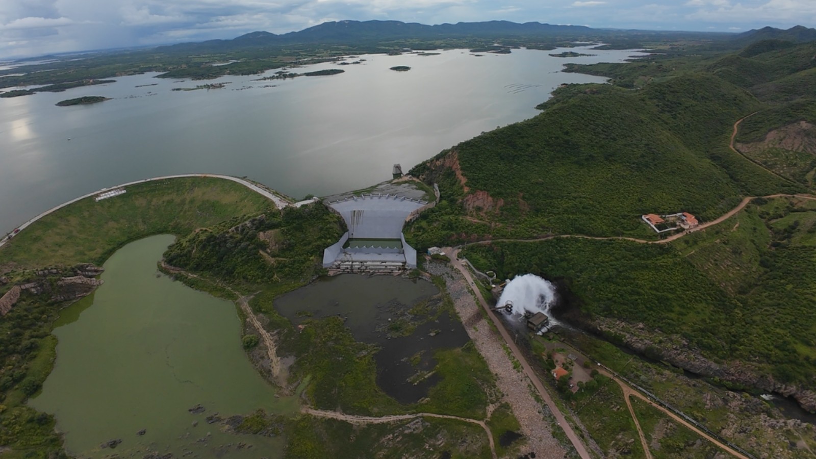 Ceará tem 26 açudes sangrando e outros 37 com mais de 70% da capacidade; veja lista
