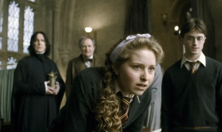 Jessie Cave, de 'Harry Potter', vai para OnlyFans com foco em fetiche capilar 