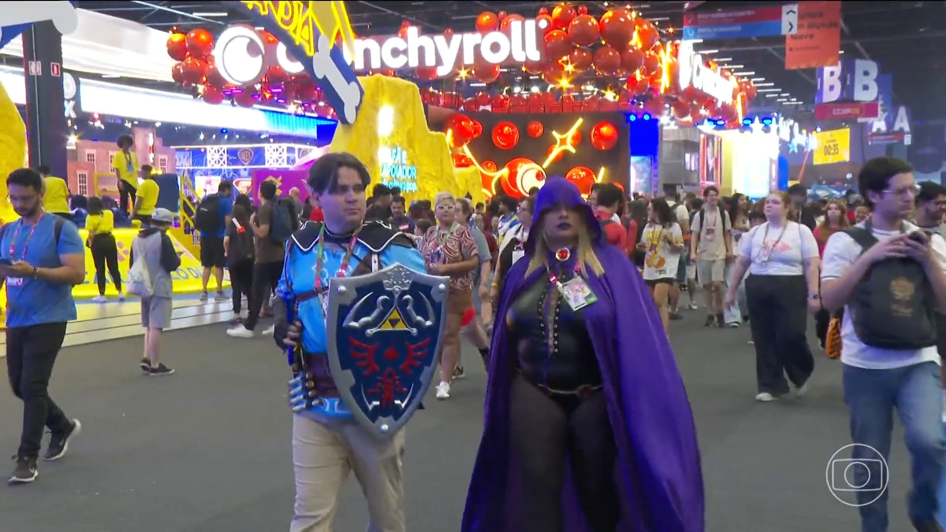 CCXP reúne quase 300 mil fãs e recebe elenco de ‘Coração Acelerado’, próxima novela das 7