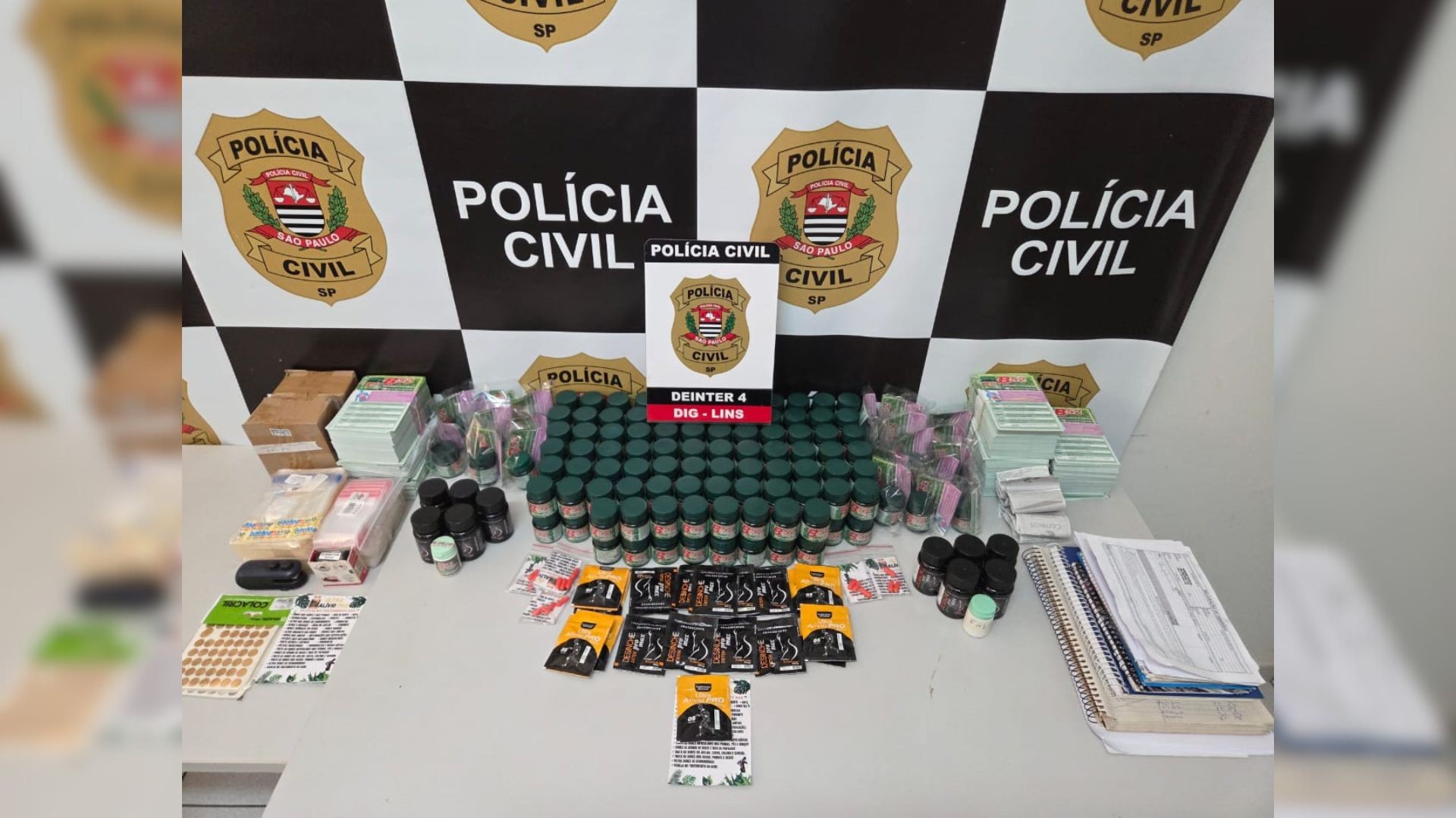 Polícia apreende em Lins quase 200 frascos de emagrecedor com venda proibida no Brasil 