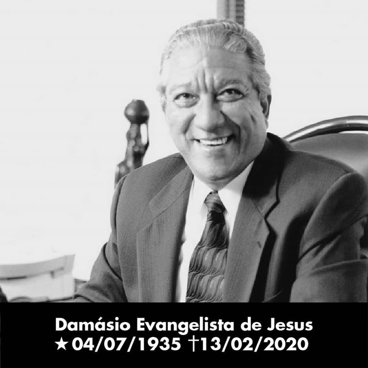 Morre professor Damásio de Jesus, fundador de cursos preparatórios para  carreiras jurídicas - 13/02/2020 - Cotidiano - Folha
