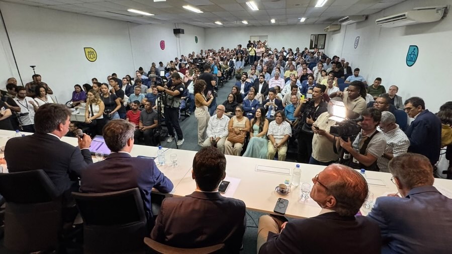 Prefeito de Belo Jardim critica cachês de até R$ 1 milhão para artistas após Amupe aprovar novo teto