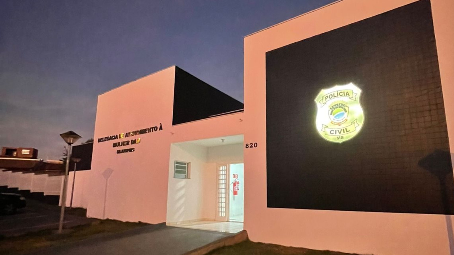Grávida de 7 meses denuncia estupro e ex-namorado é preso em flagrante em MS
