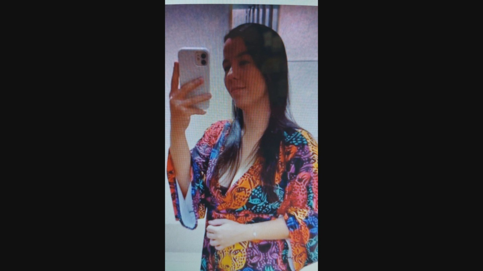 Mulher é morta enquanto passeava com criança em carrinho em Sepetiba, RJ