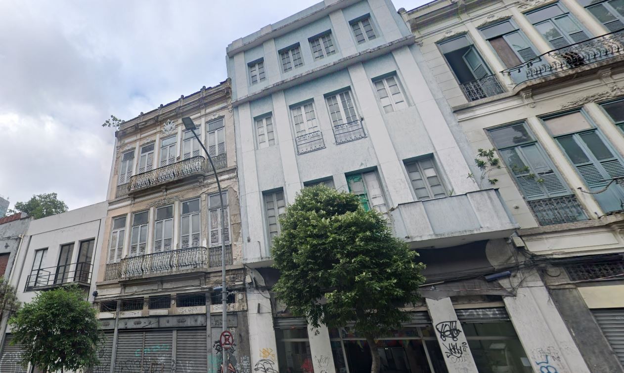 Sede de ONG LGBTQIAP+ está entre imóveis que governo do RJ quer leiloar para fazer caixa
