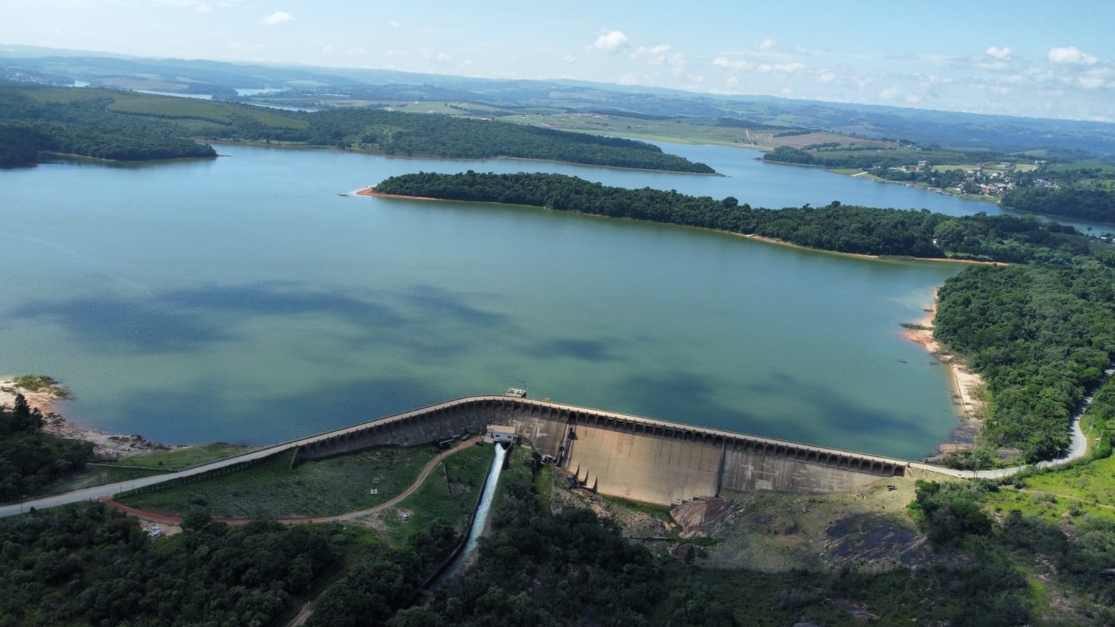 Após decreto de calamidade, governo de SP autoriza Mairinque a fazer captação emergencial de água