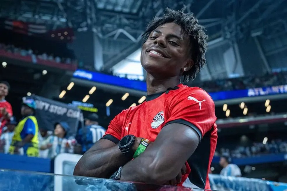 O alcance das redes sociais trouxe uma nova dimensão para a Copa do Mundo deste ano, com influenciadores como IShowSpeed promovendo o torneio. — Foto: Getty Images via BBC