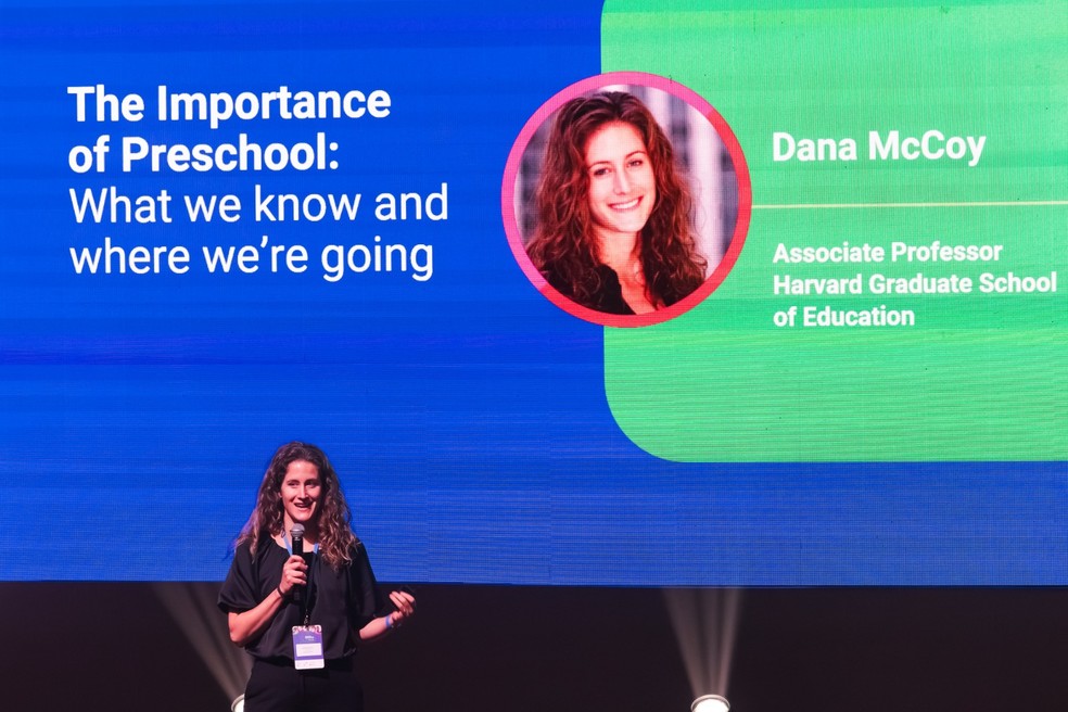 Dana McCoy é professora de Harvard e estuda sobre a primeira infância — Foto: Divulgação