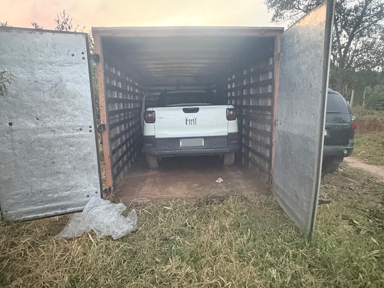Roubo de carro em empresa de Santa Isabel leva GCM até quadrilha especializada