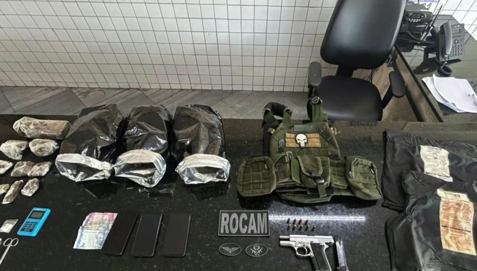 Materiais apreendidos pela polícia durante operações — Foto: Reprodução/Inter TV Cabugi