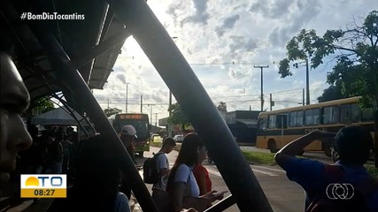 Telespectador compartilha registro de estação de ônibus lotada em Palmas