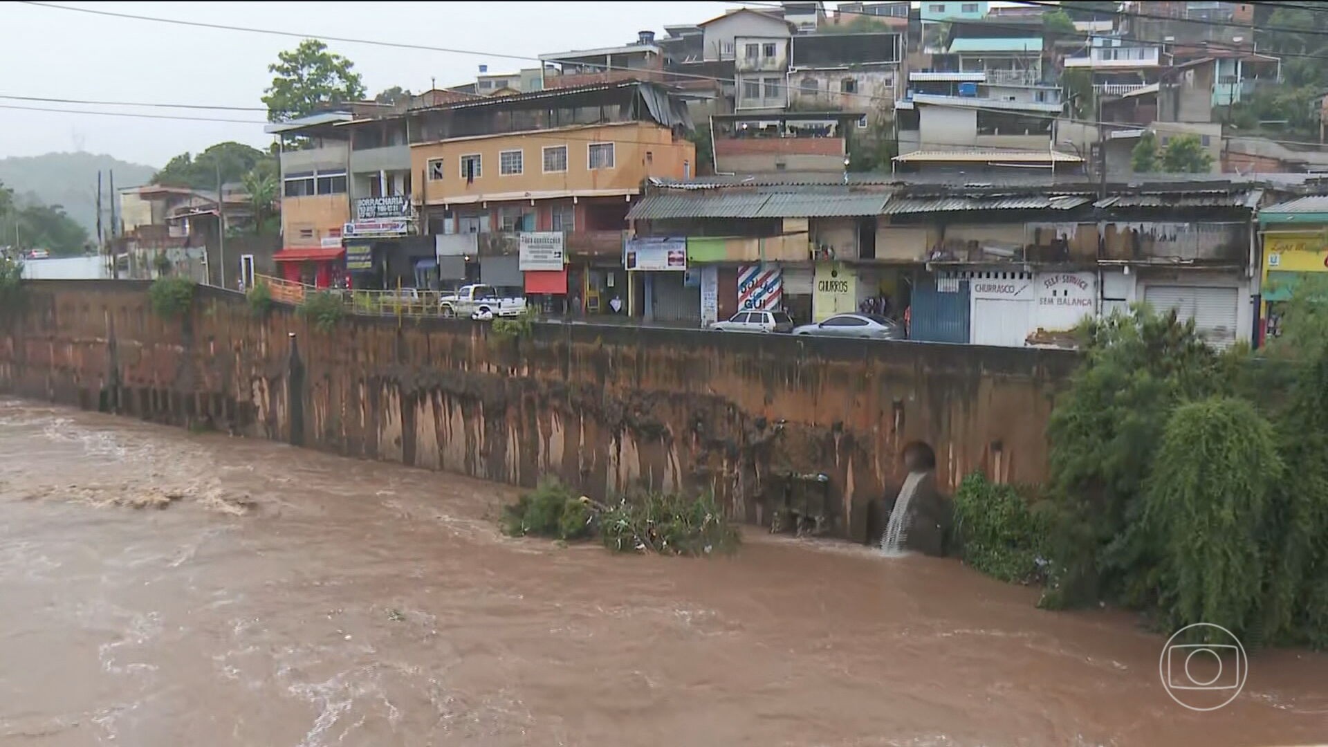Quase um terço das cidades brasileiras vive sob ameaça quando a chuva aperta