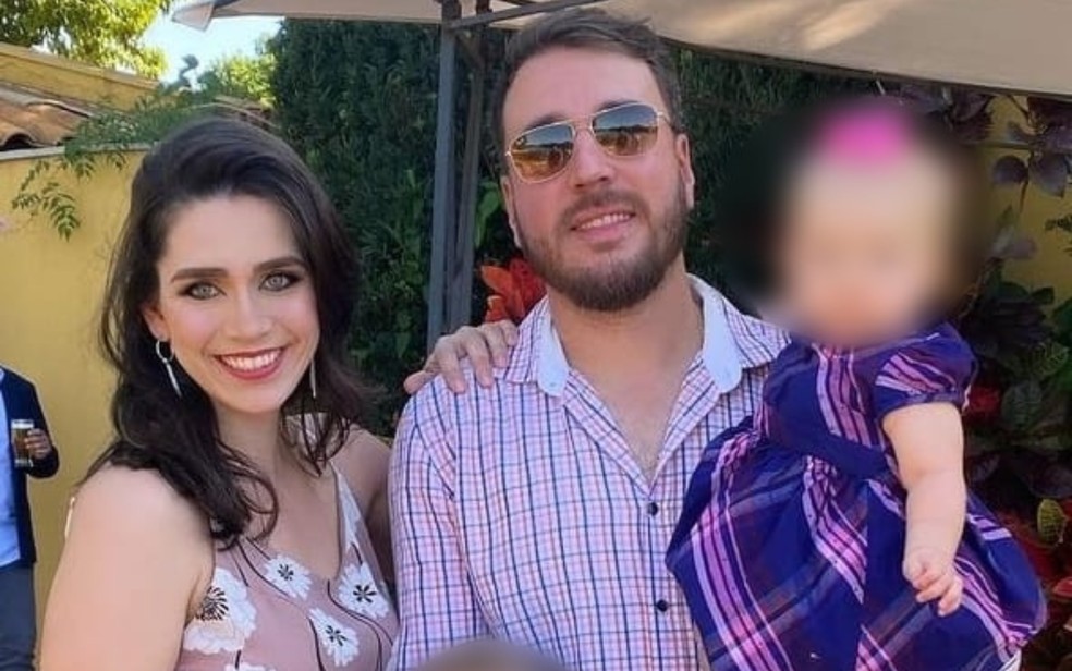 Amanda Ramazini foi atacada com a filha pelo ex-marido, Luis Fernando Moreira, em Franca, SP — Foto: Arquivo Pessoal
