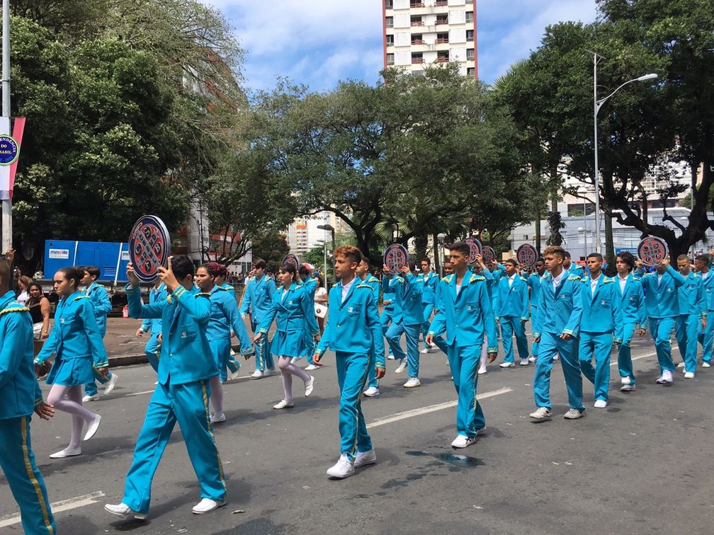 G1 - Presença de crianças marca desfile do 7 de setembro em Salvador -  notícias em Bahia