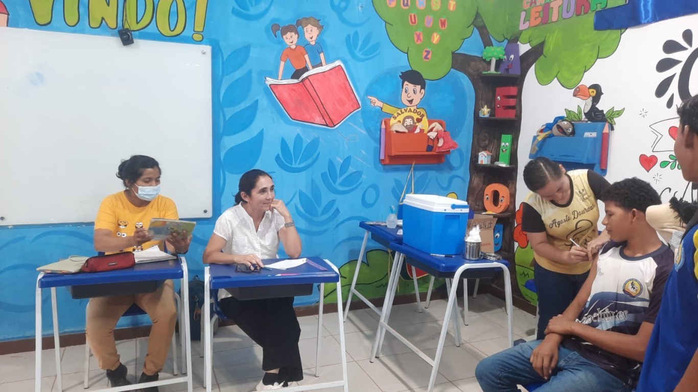 Programa Saúde na Escola leva ações de prevenção e orientação a alunos de escolas públicas