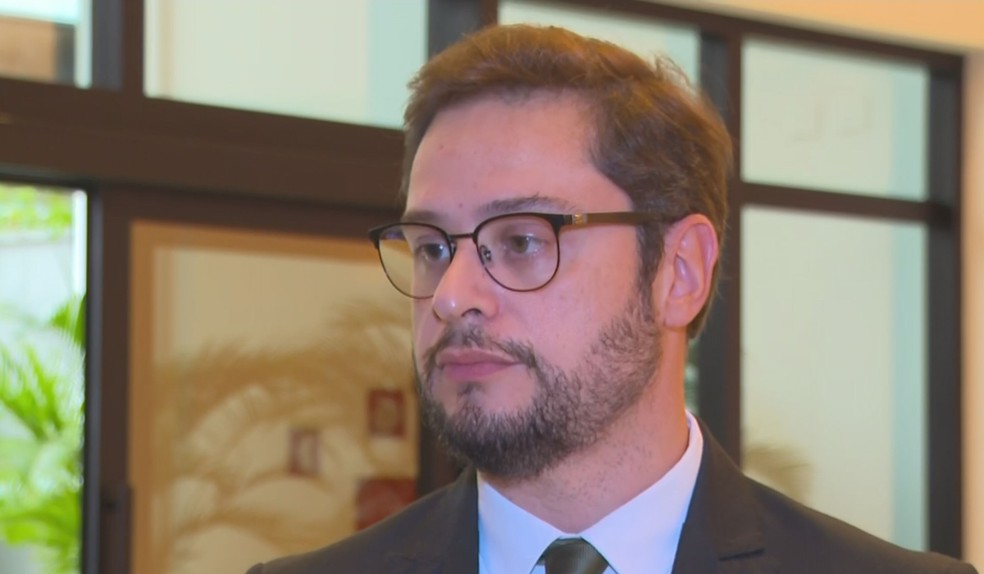 O advogado trabalhista Bruno Stafuzza falou sobre o aumento de recusas de atestados médicos em Presidente Prudente — Foto: TV TEM/Reprodução