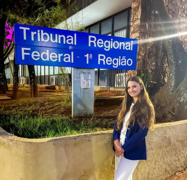 Aos 25 anos, Luísa Militão se tornou a juíza mais nova do Brasil  — Foto: Reprodução/Redes sociais