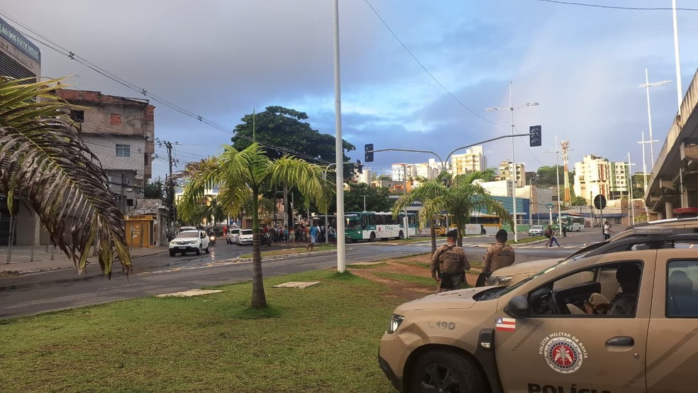 O policiamento segue reforçado no bairro. — Foto: Polícia Militar