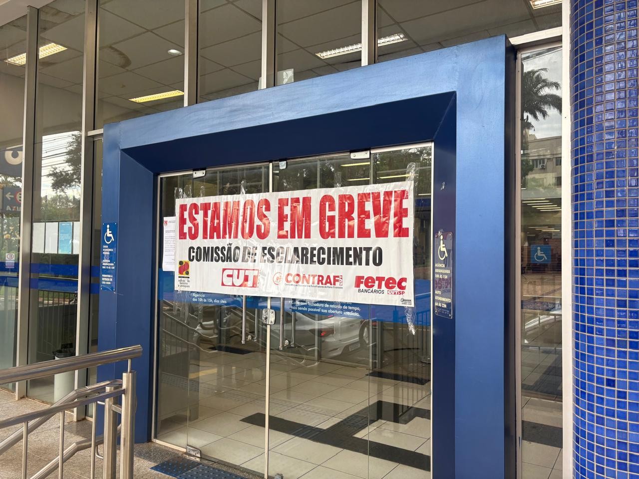 Greve na Caixa: bancários paralisam serviços em agências no interior de SP