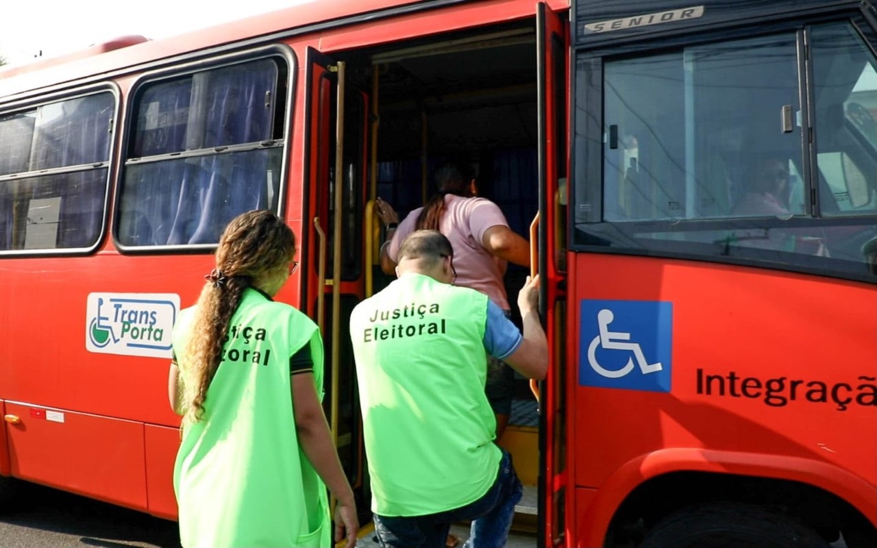 Ônibus serão gratuitos em Manaus no 2º turno das Eleições 2026; TRE-AM orienta transporte no interior do AM