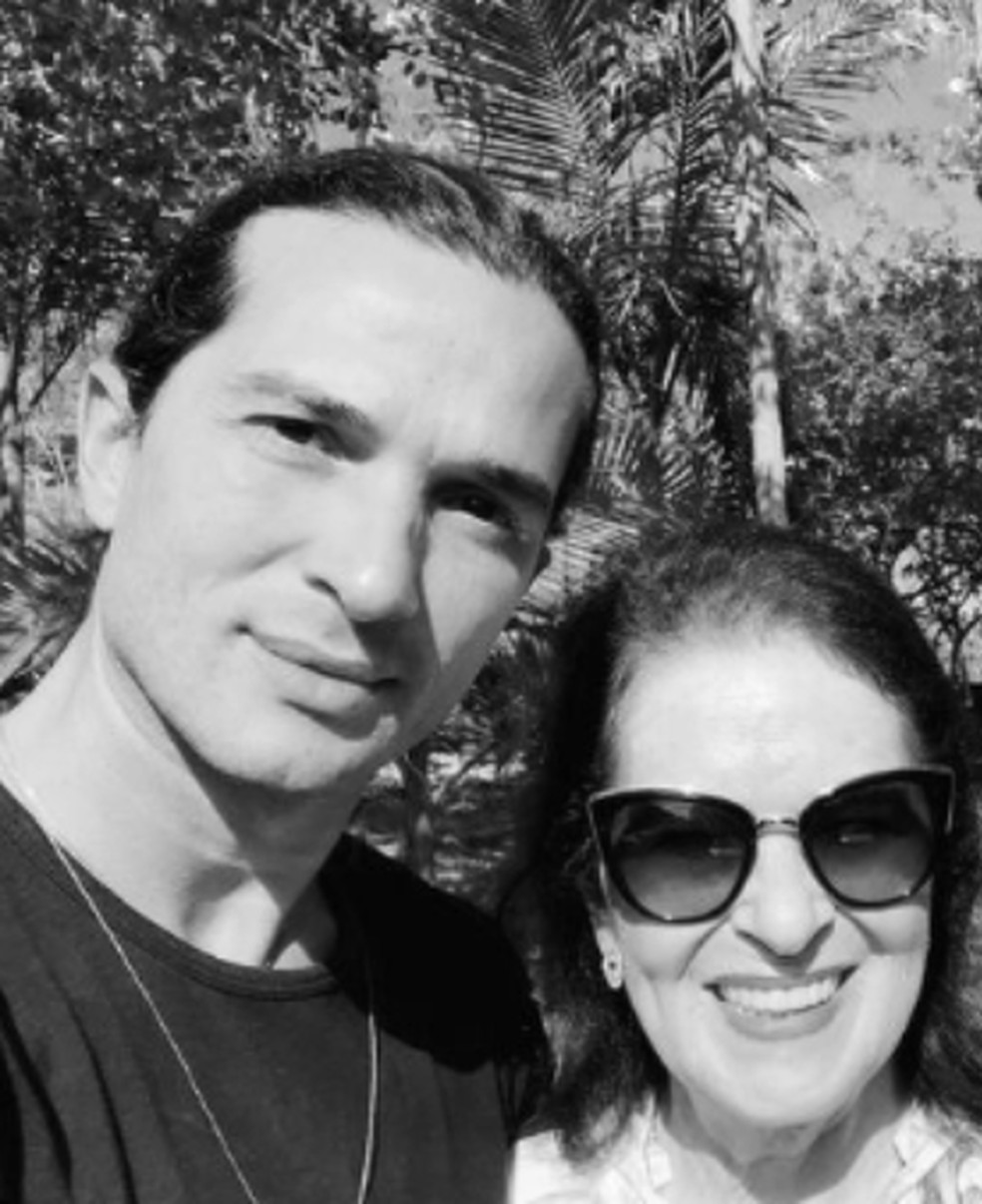 Jeff Machado com a mãe, Maria das Dores — Foto: Reprodução