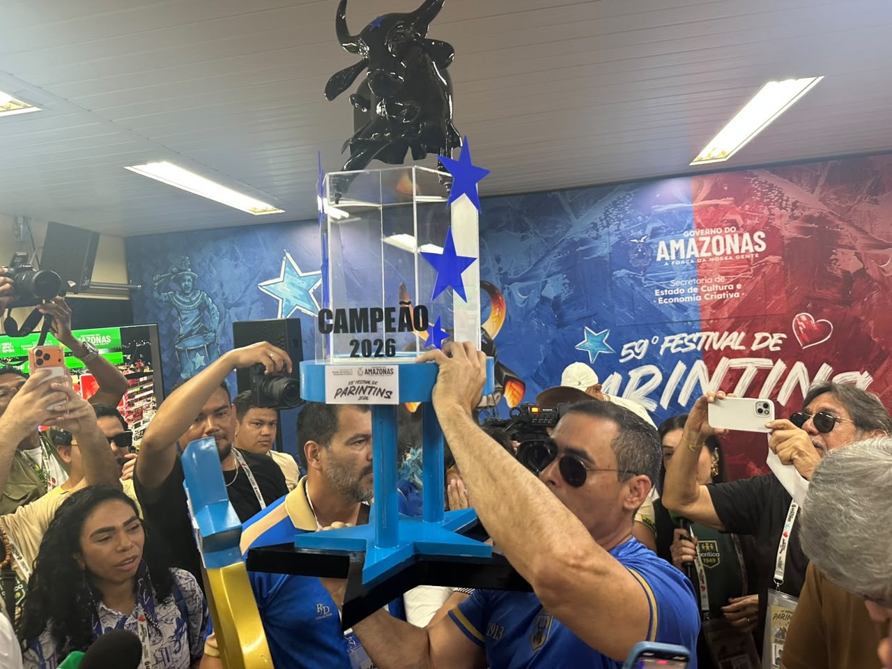 Boi Caprichoso é campeão do 59º Festival Folclórico de Parintins 