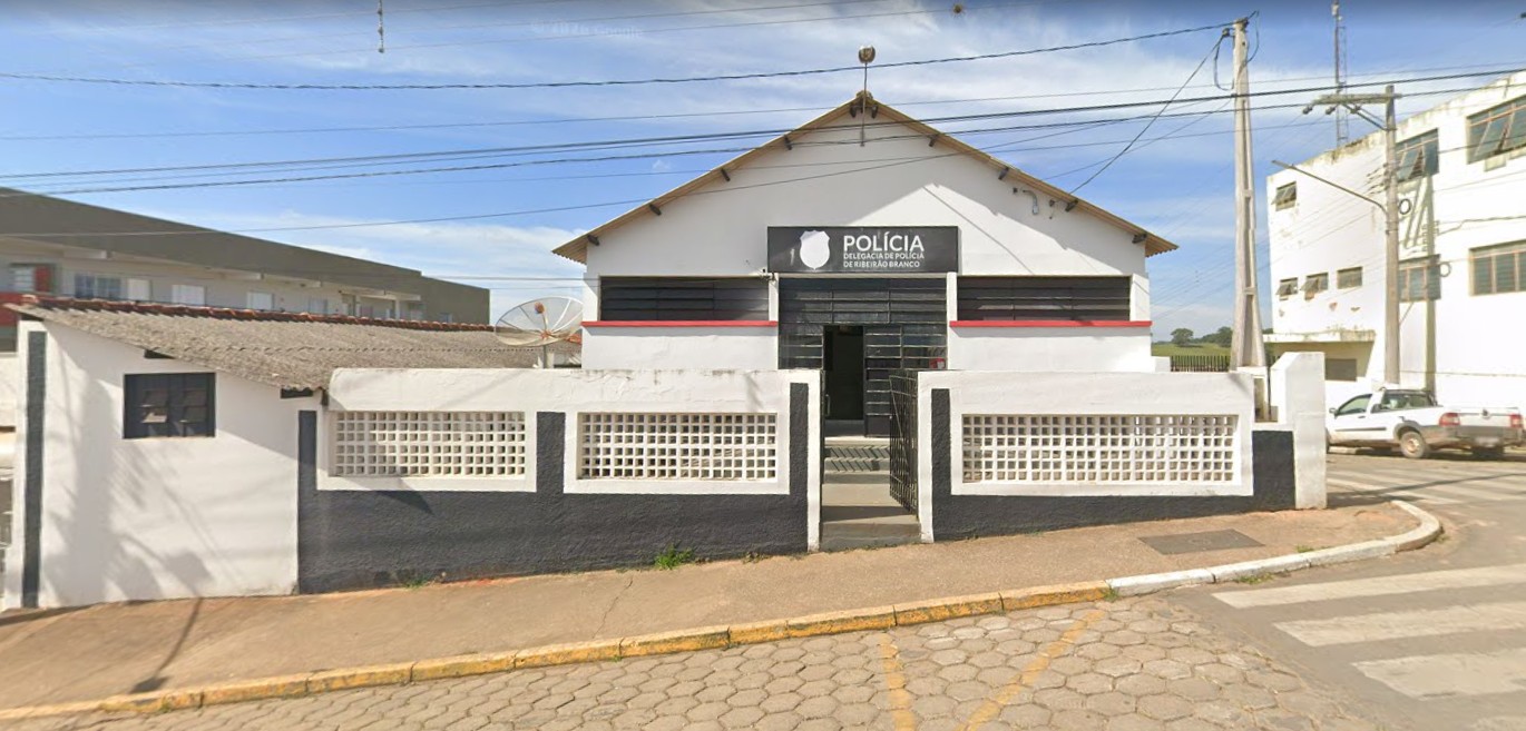 Polícia prende dupla suspeita de matar homem esfaqueado em Ribeirão Branco