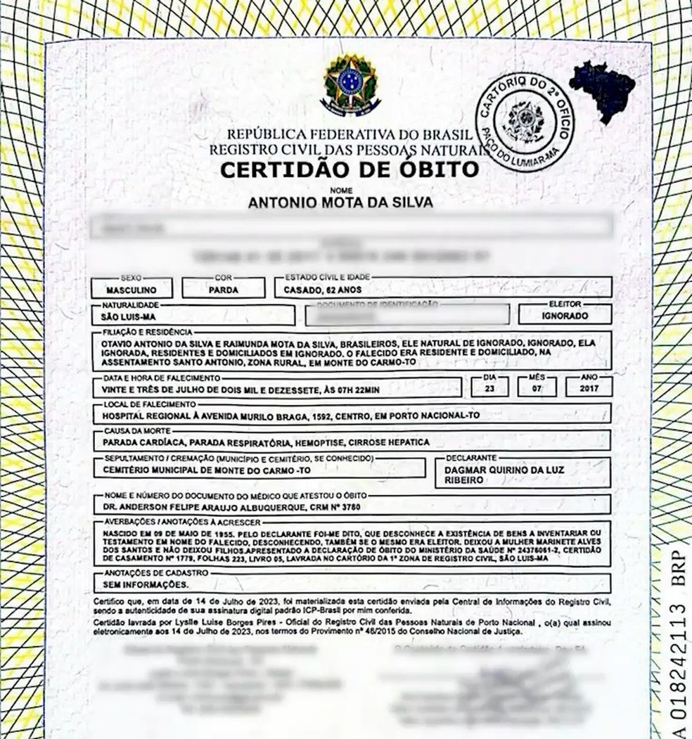 Certidão de óbito do idoso foi emitida cerca de quatro anos antes dele começar a receber a aposentadoria — Foto: Reprodução