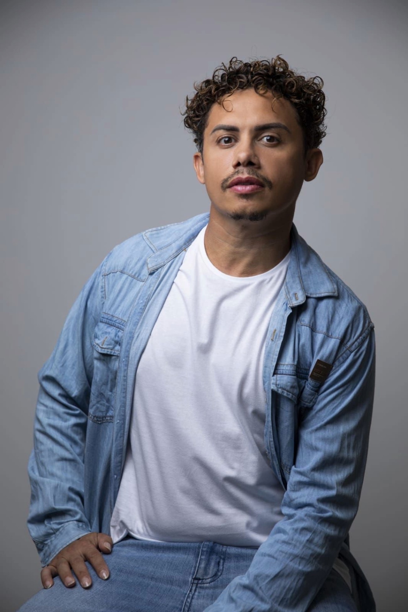 Rolê no Alto Tietê: fim de semana tem shows de Mc Lele JP, Silvero Pereira e stand-up com Vini Maga