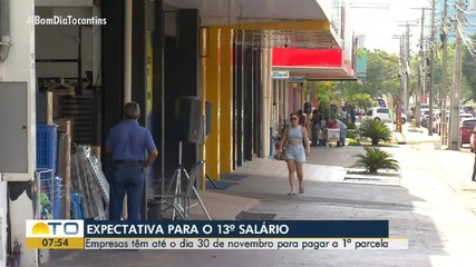 Lojas repõem estoques com expectativa para a chegada do 13º salário