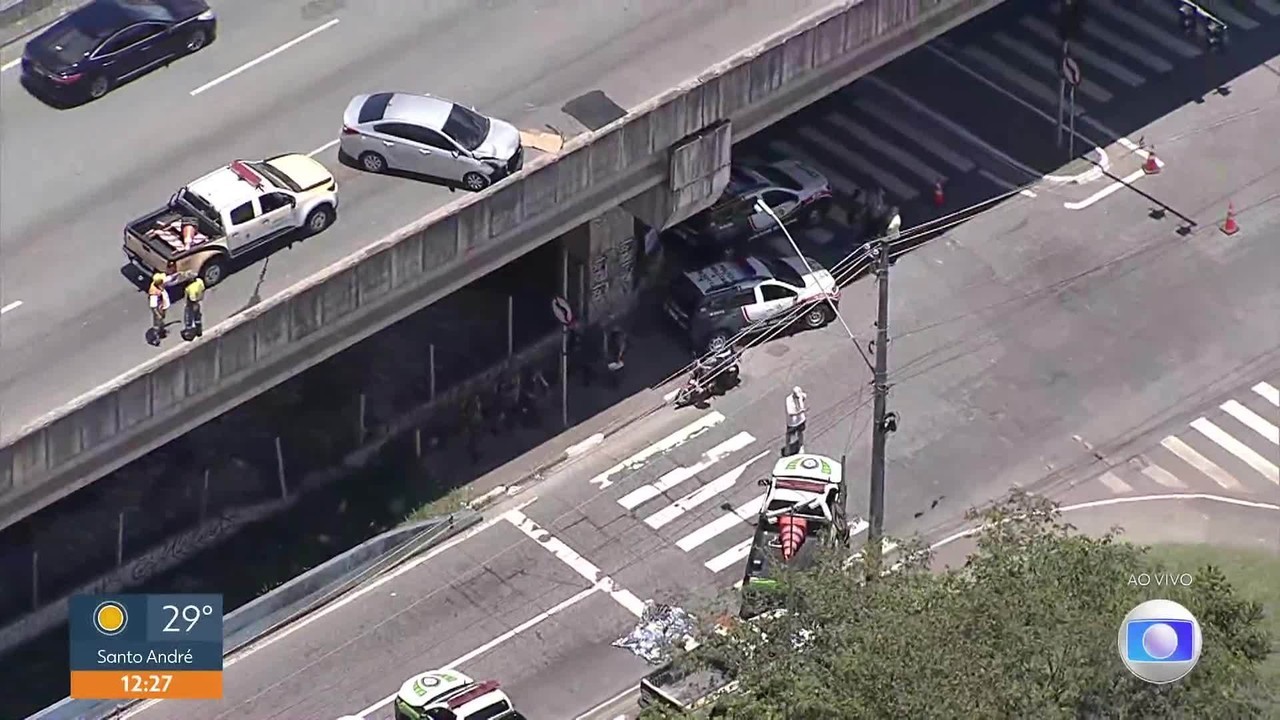 
Agente de trânsito morre após ser atropelado no Rodoanel ao tentar ajudar mulher vítima de violência doméstica em Mauá