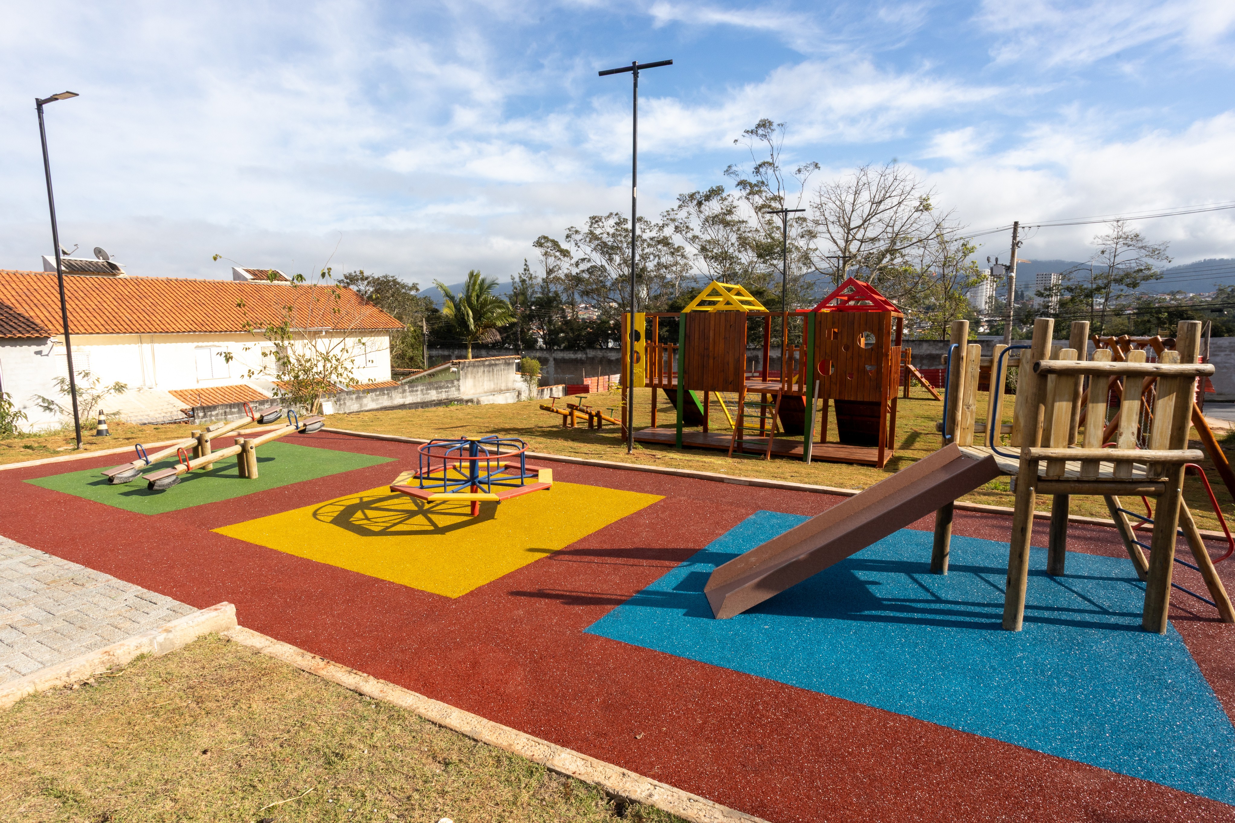 Mogi das Cruzes inaugura Praça Kaizuka no Jardim Bela Vista