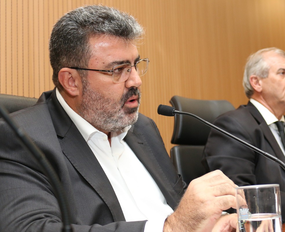 Secretário de Governo e ex-titular da Educação de Campinas são condenados  por improbidade administrativa