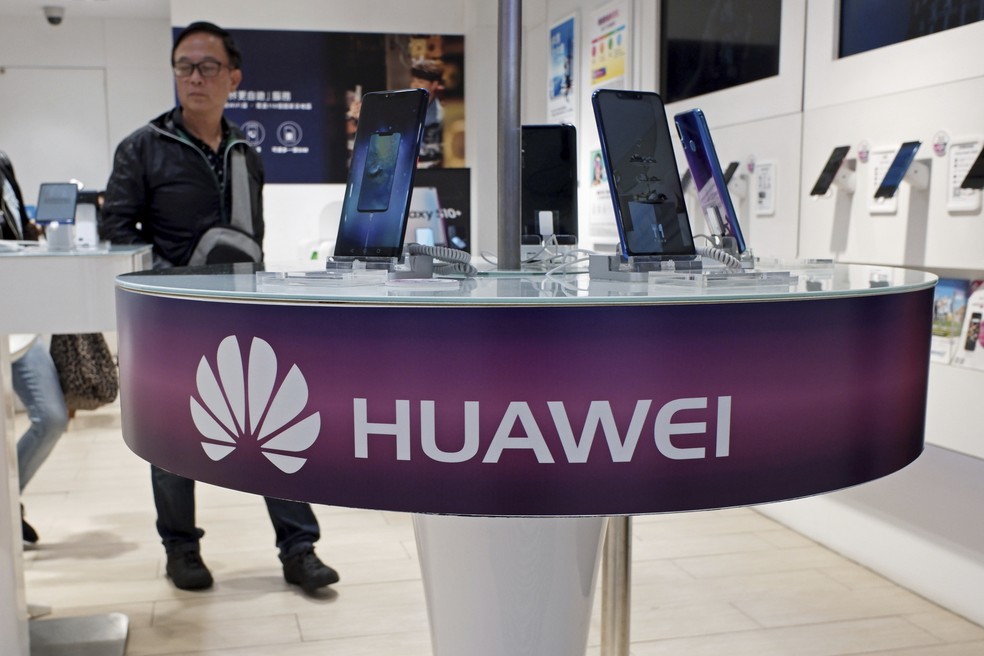 Huawei tem na China sua grande vitrine, mas nega ajuda direta