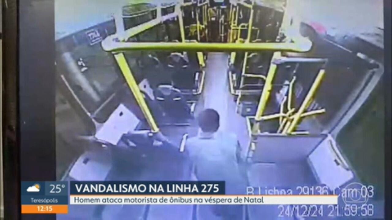 VÍDEO: motorista de ônibus é agredida por passageiro em noite de véspera de Natal; homem usou cano para bater na vítima  