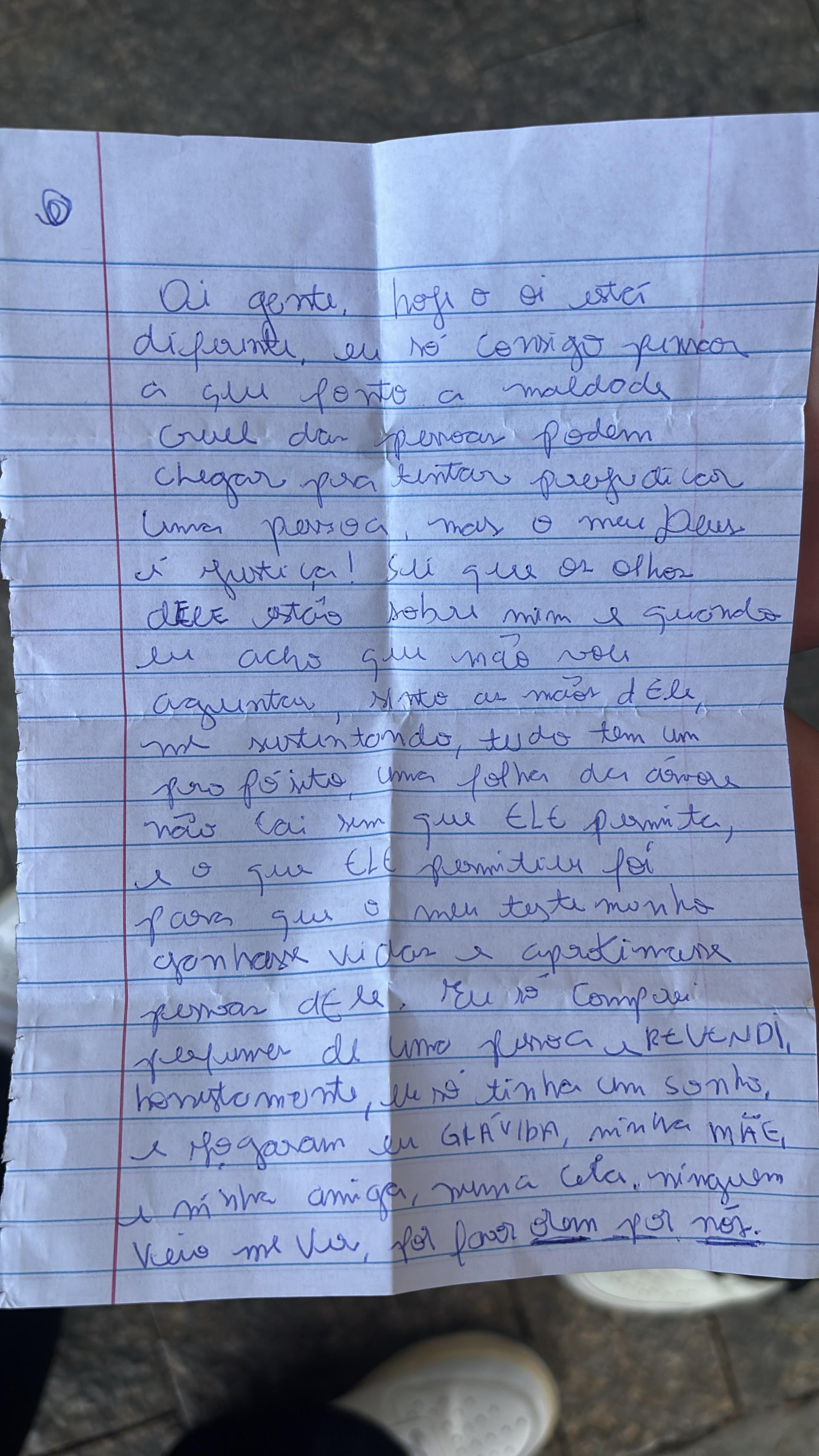 Nayara Macedo escreve carta na prisão e defesa divulga fotos da promotora de eventos em cela 