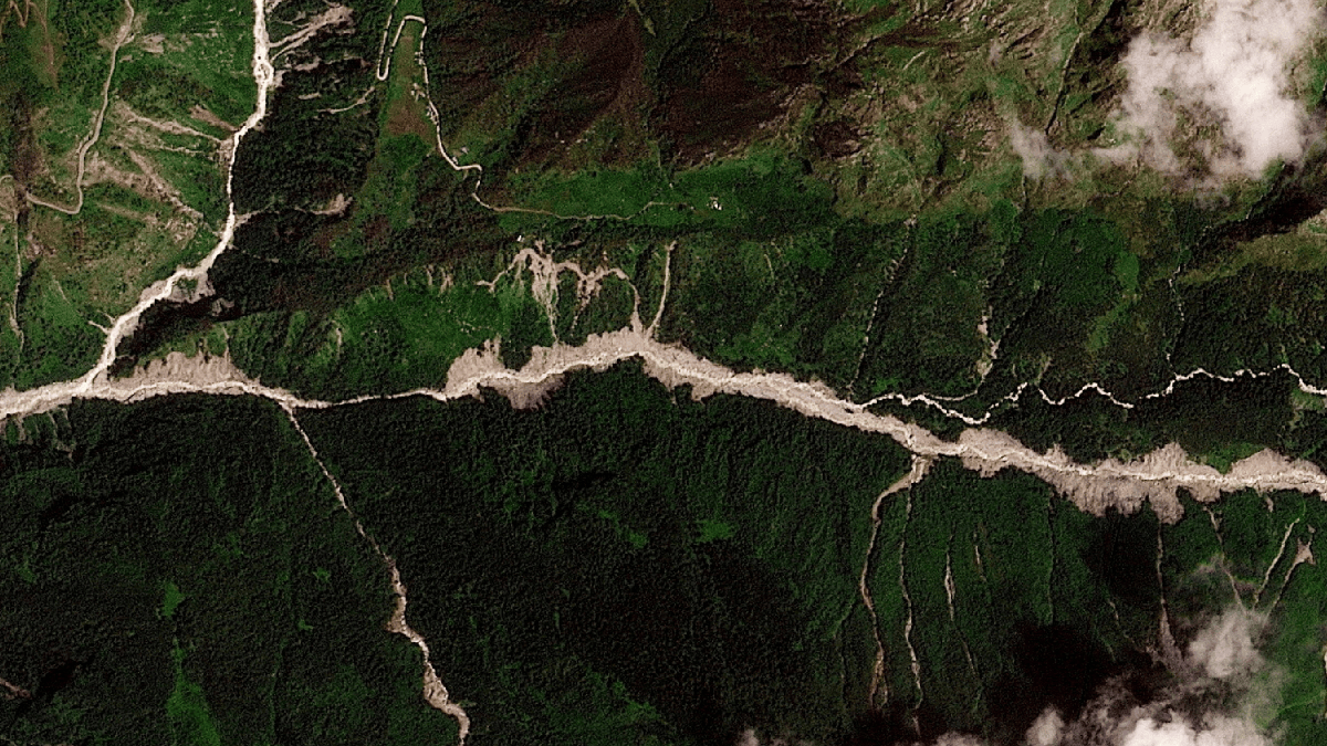 Funcionário de hidrelétrica filma o horror da avalanche de lama na fronteira Nepal-tibete