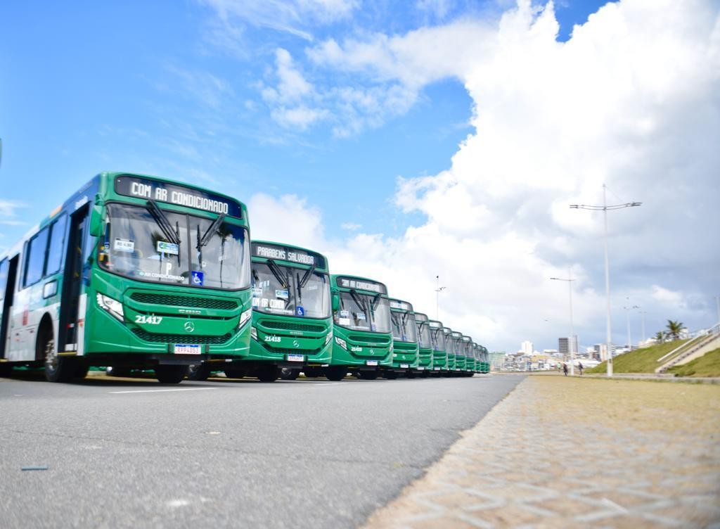 Linha de ônibus do transporte público de Salvador é implantada na região do Imbuí; confira horários