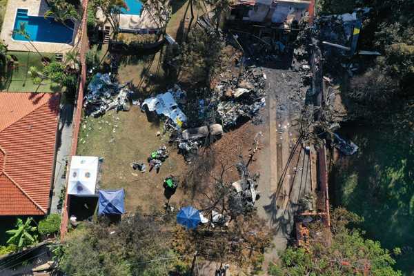 AO VIVO: Queda de avião mata 62 pessoas em Vinhedo | G1