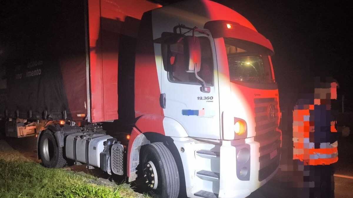 Jovem é atropelado na Via Dutra, em Itatiaia