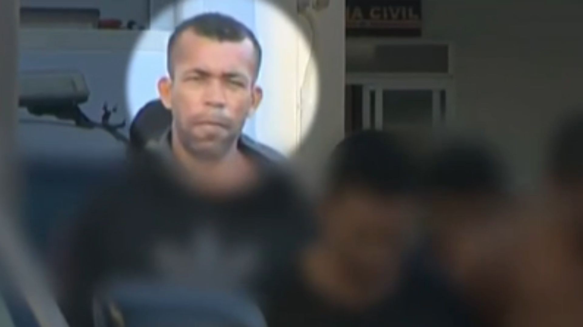 Mulher é esfaqueada pelo ex-cunhado no Terminal de Carapina por acolher a irmã em casa após fim do relacionamento