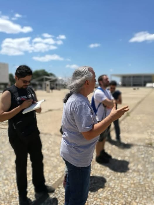 Claudio Queiroz, arquiteto que trabalhou ao lado de Niemeyer, morre em Brasília 