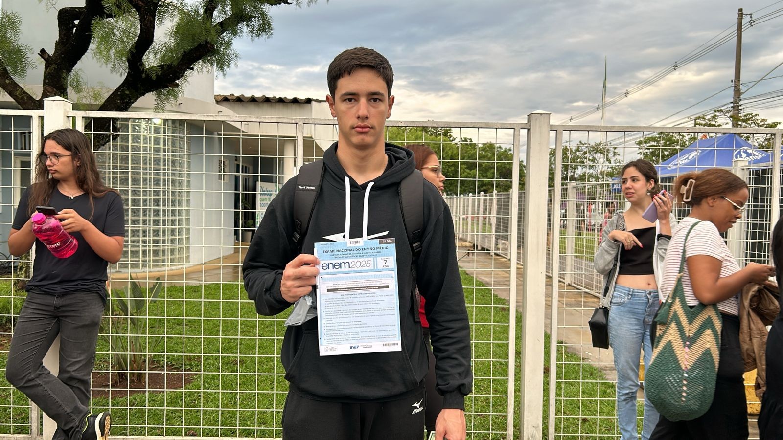 Gabarito Enem 2025 2º dia prova azul extraoficial e correção das provas