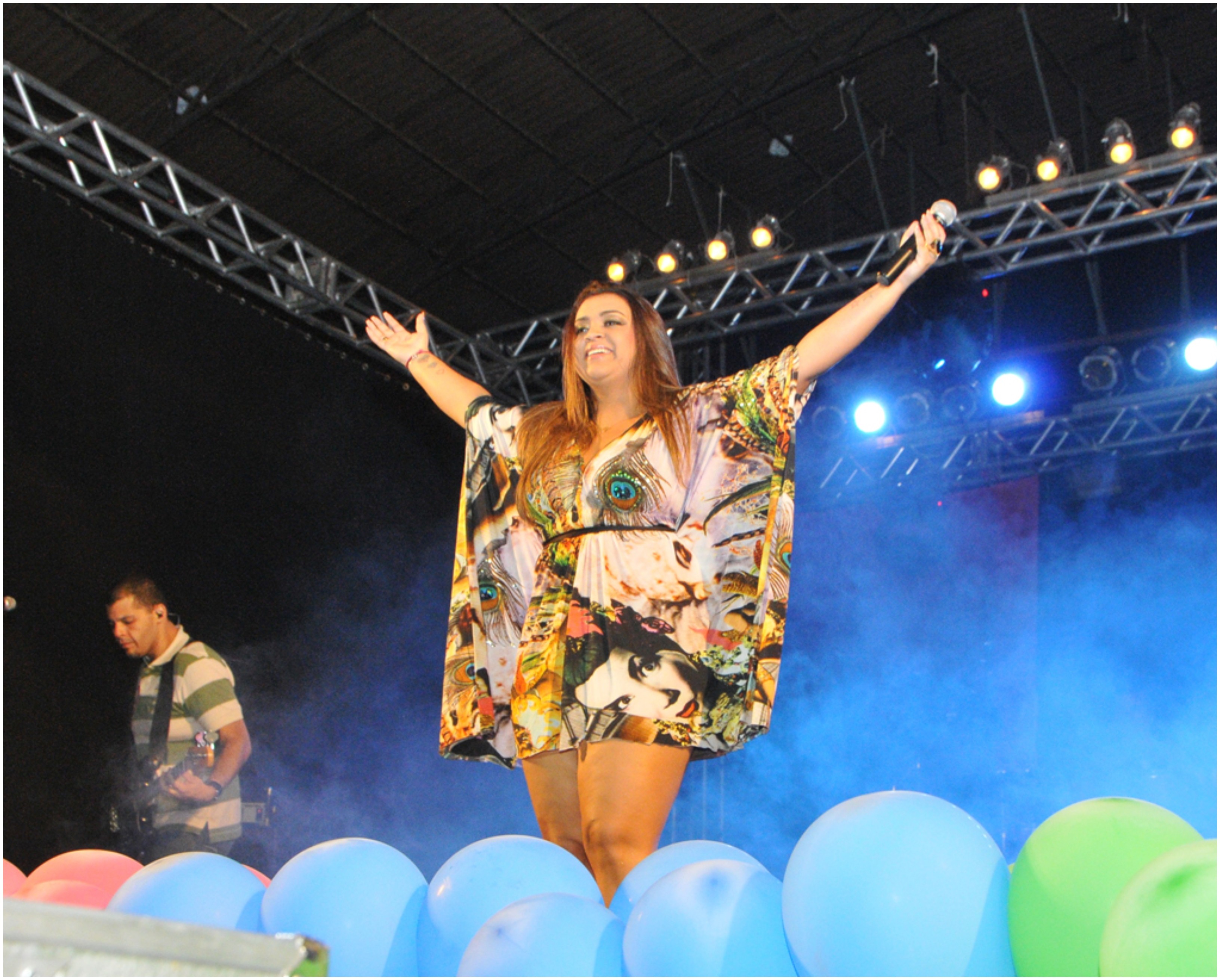 Preta Gil já fez show para 50 mil pessoas em parada LGBT no Acre: 'Canto de amor e liberdade'