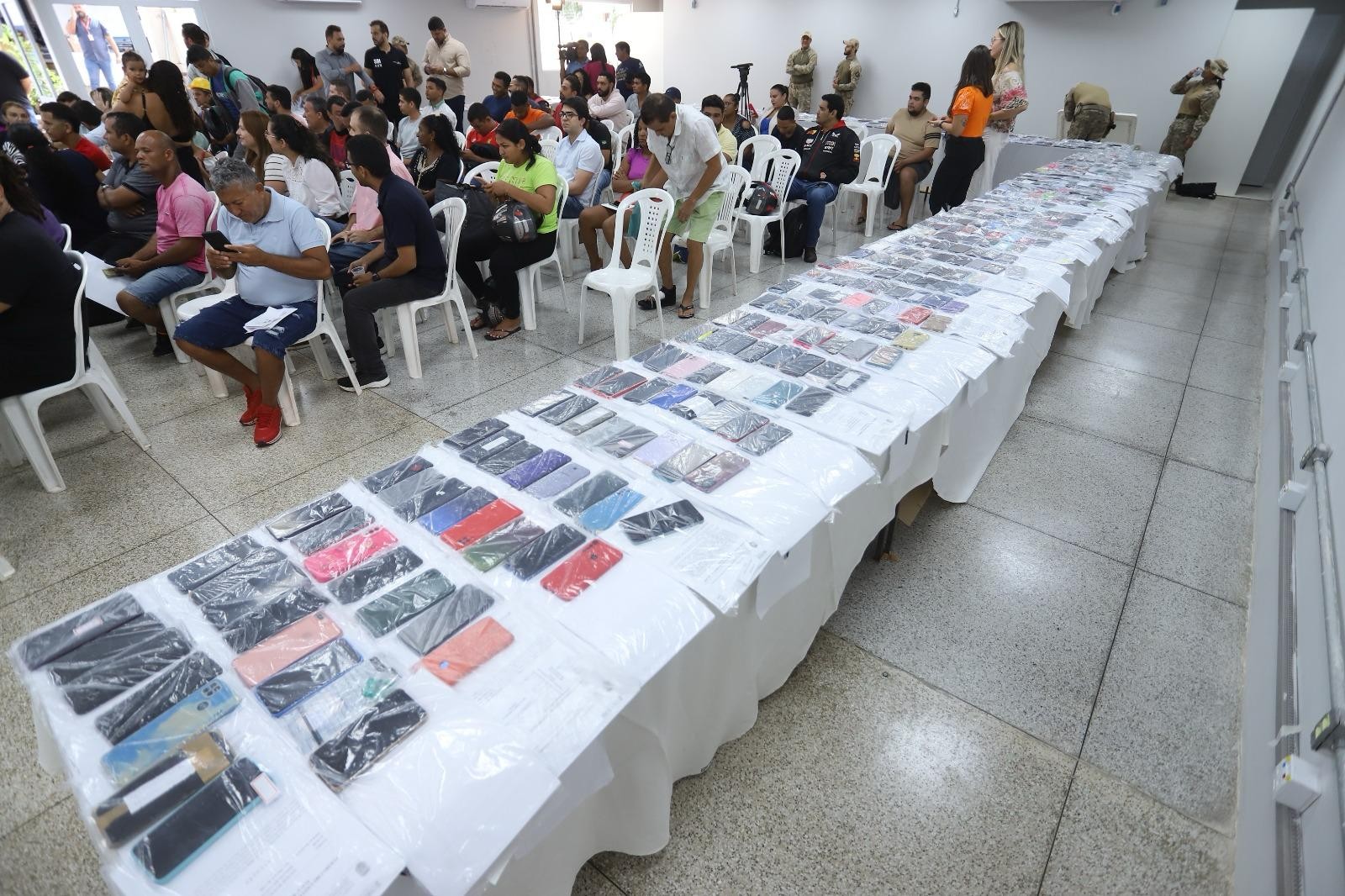 Com tecnologia piauiense, Governo recupera mais de 15 mil celulares roubados