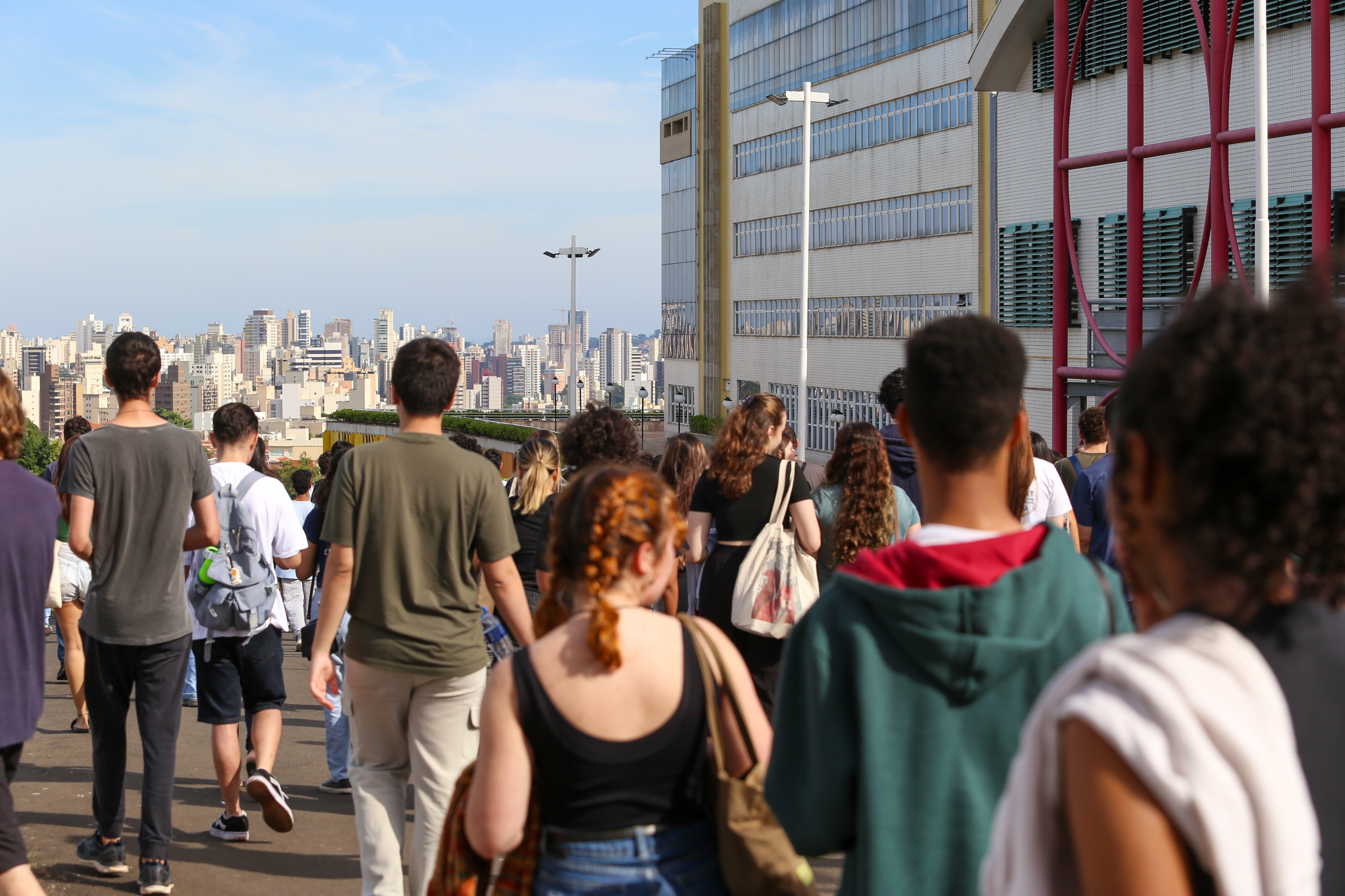 Vestibular Unicamp 2025: primeiro dia da segunda fase tem menor abstenção em 15 anos