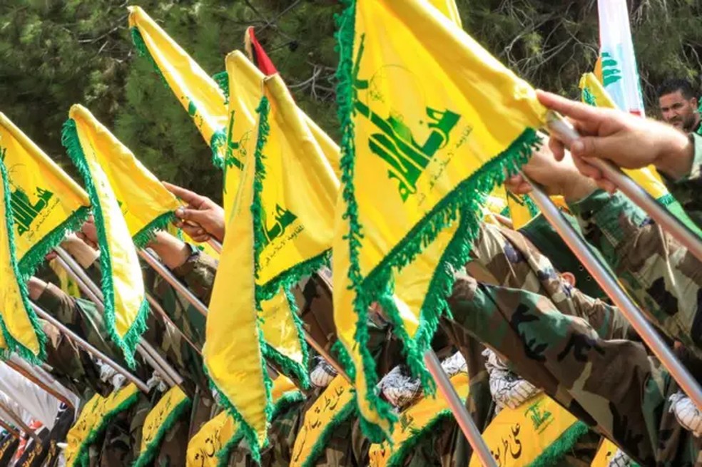 O Hezbollah prestou homenagem aos seus membros mortos no ataque — Foto: Getty Images/Via BBC