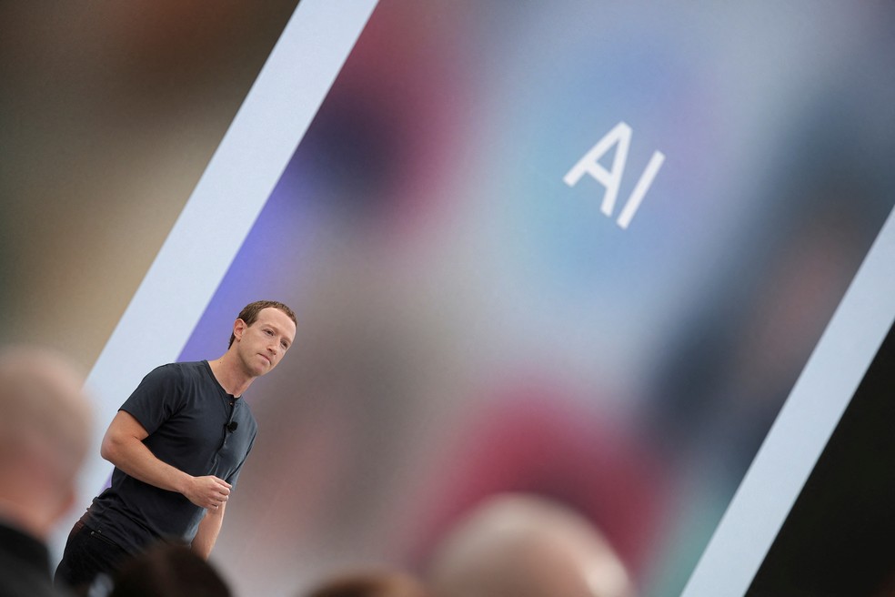 Mark Zuckerberg revelou novidades na área de inteligência artificial na conferência da companhia, nos Estados Unidos — Foto: Carlos Barria/Reuters