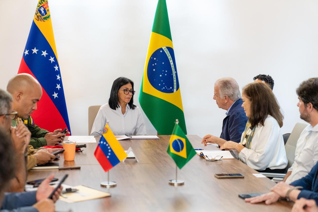 Múcio se reúne com presidente da Venezuela e coloca Brasil ‘à disposição’ para colaborar com reconstrução após terremotos
